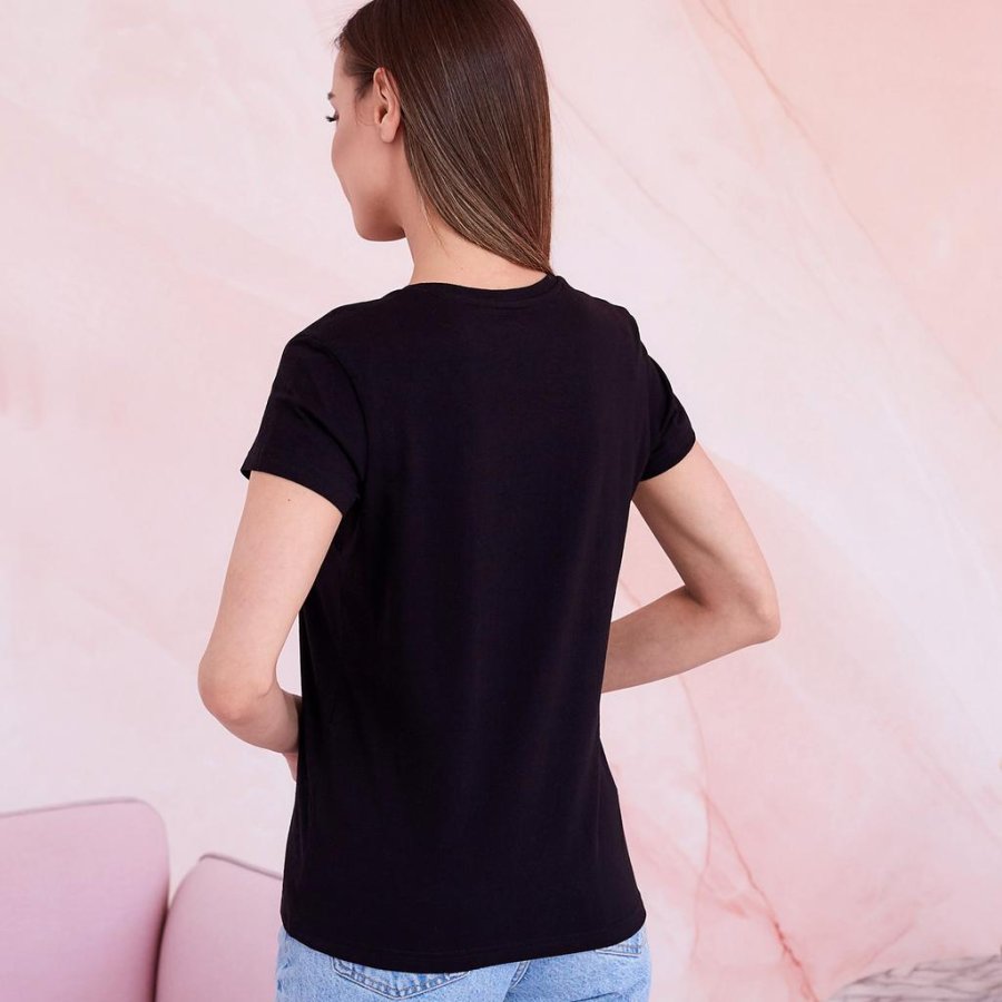 Футболка женская