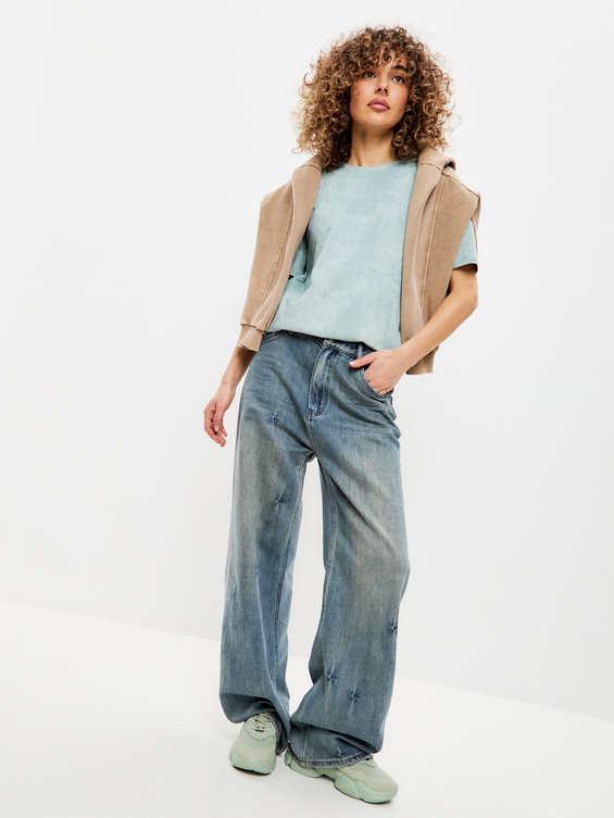 Футболка женская