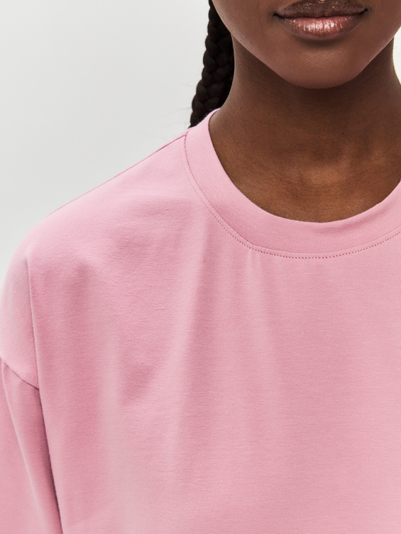 Футболка женская