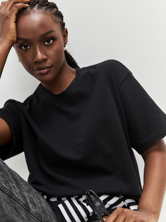 Футболка женская