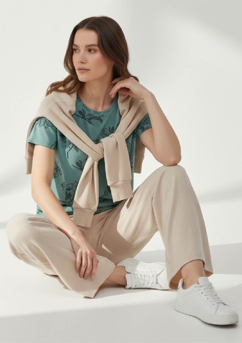 Футболка женская