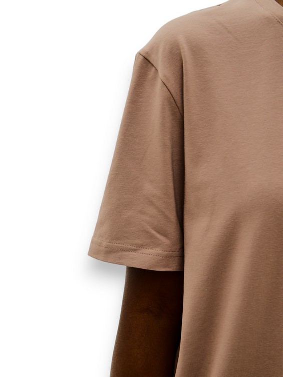 Футболка женская