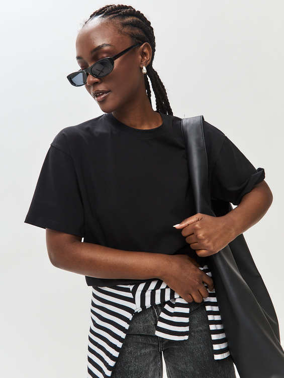 Футболка женская