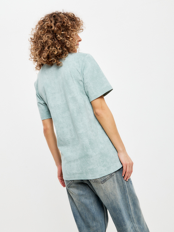 Футболка женская