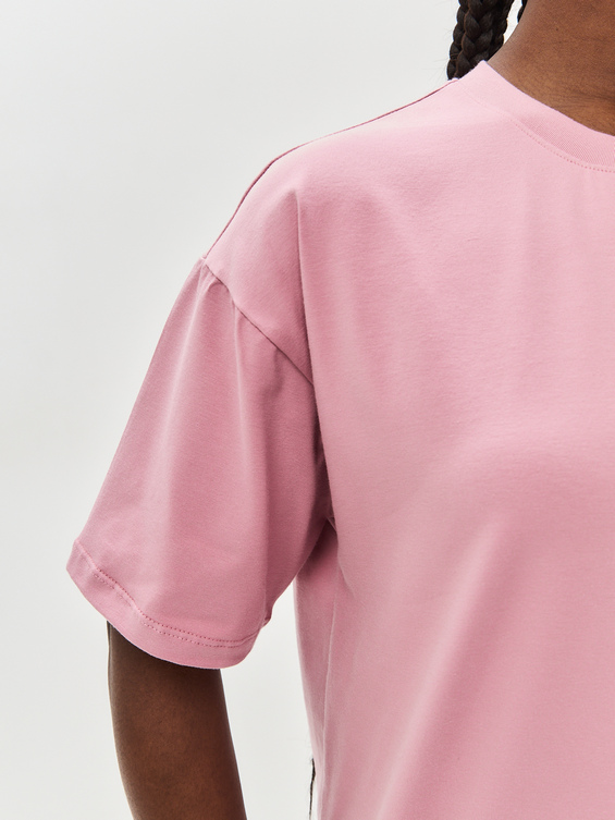 Футболка женская