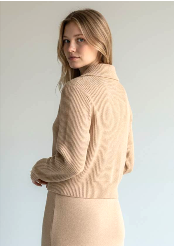 Костюм женский